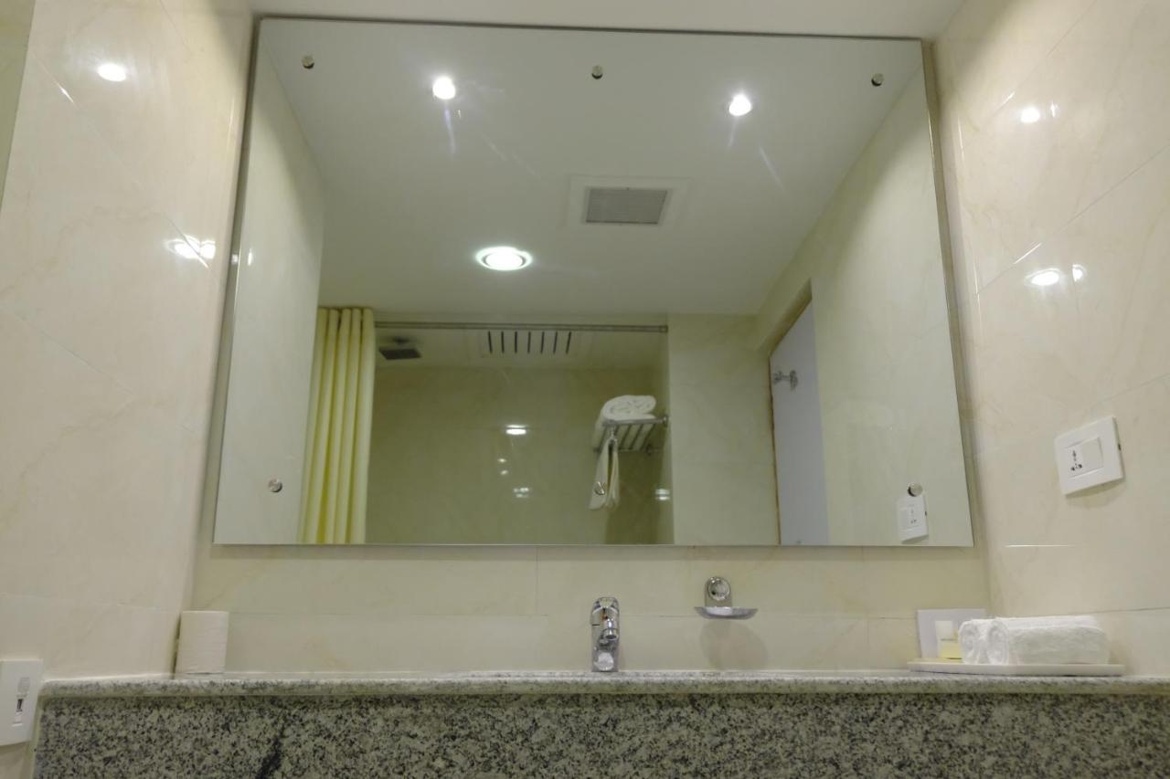 Hotel Nirvana By Luxury International Paklihwa Экстерьер фото